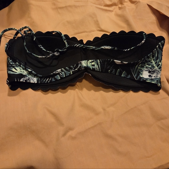 👙Midnight Hour Swim Top👙 - Picture 2 of 3